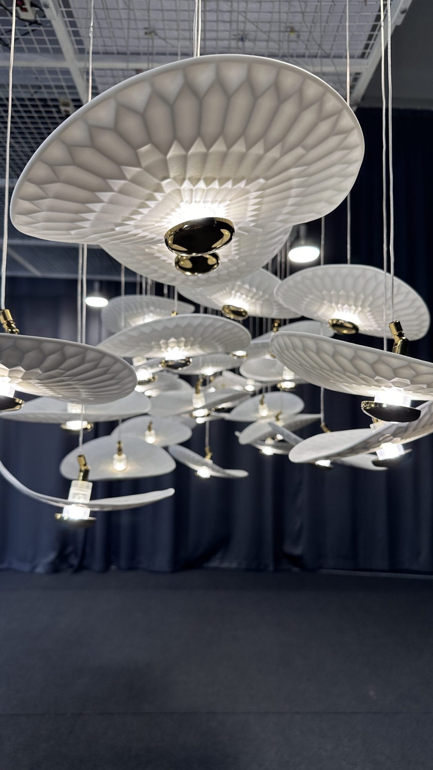 LC0113 - Light compositions made of crystal and glass - image 7 | Bachelieri